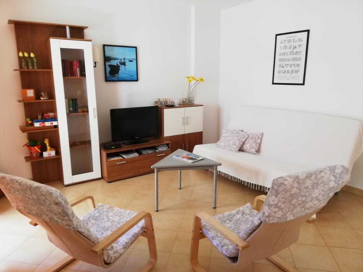 Apartment Suzy With Private Parking Fazana Exterior photo